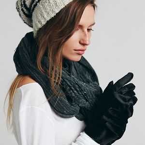 NWT Free People X Carolina Amato Leather Faux Fur Gloves